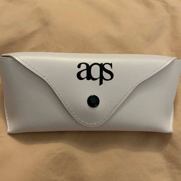 Brand new aqs sunglasses-all original packaging. - Picture 6 of 6